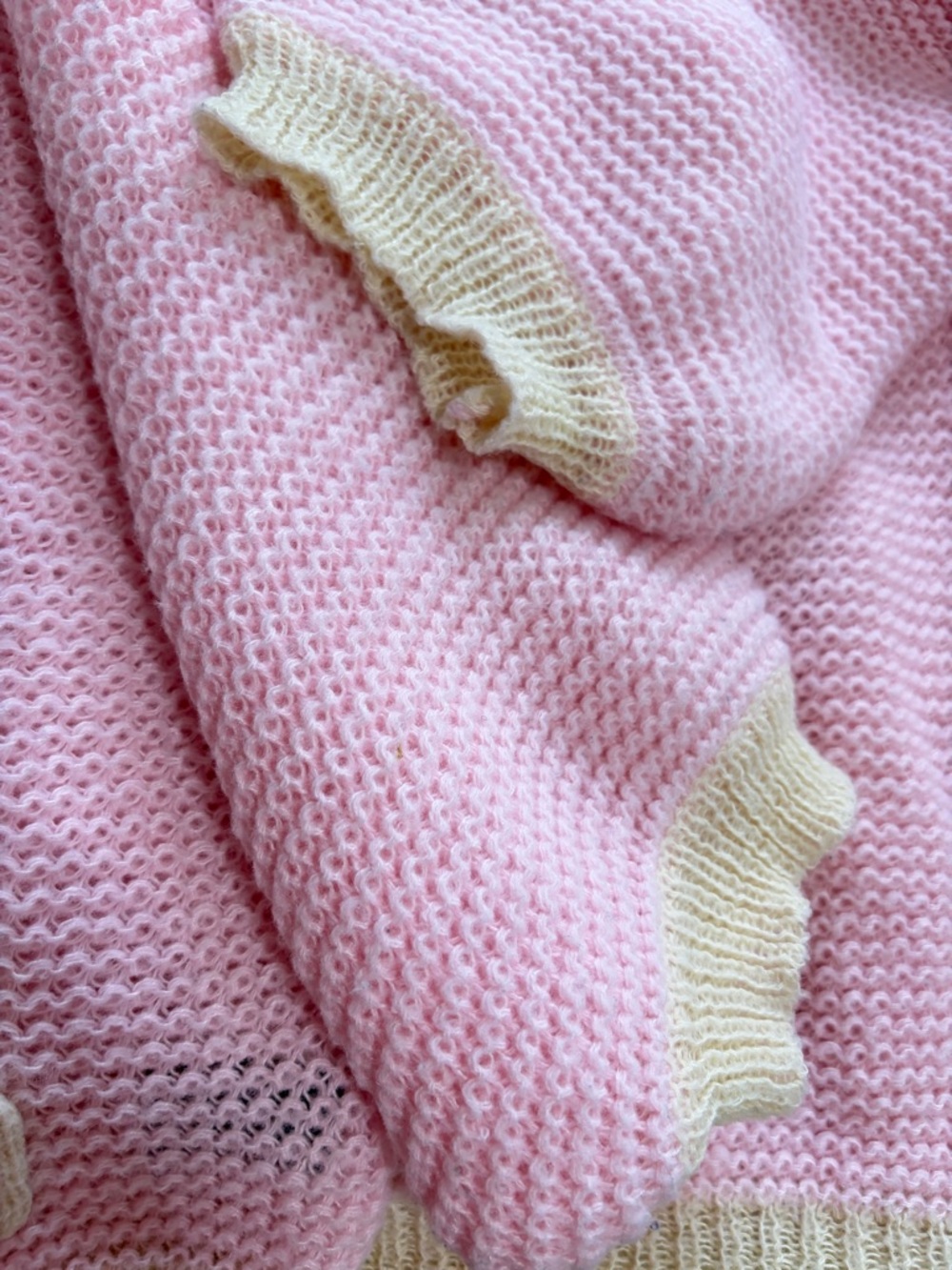 ROMWE Kawaii Strawberry Pattern Bishop Sleeve Sweater Cardigan, Large - Picture 9 of 12